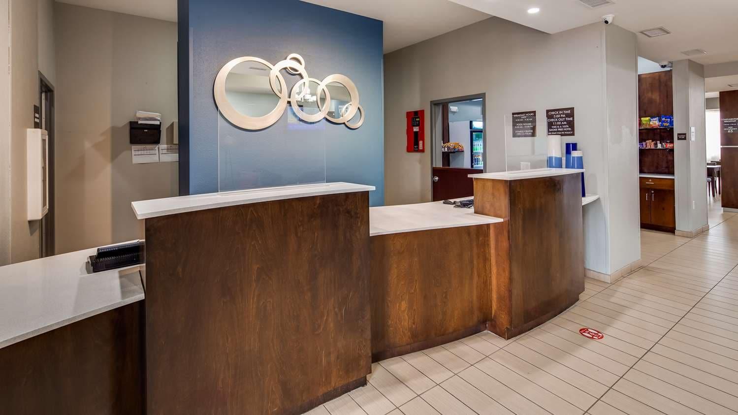 Best Western St. Louis Airport North Hotel & Suites Hazelwood Extérieur photo