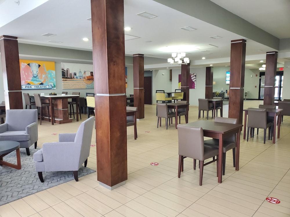Best Western St. Louis Airport North Hotel & Suites Hazelwood Extérieur photo