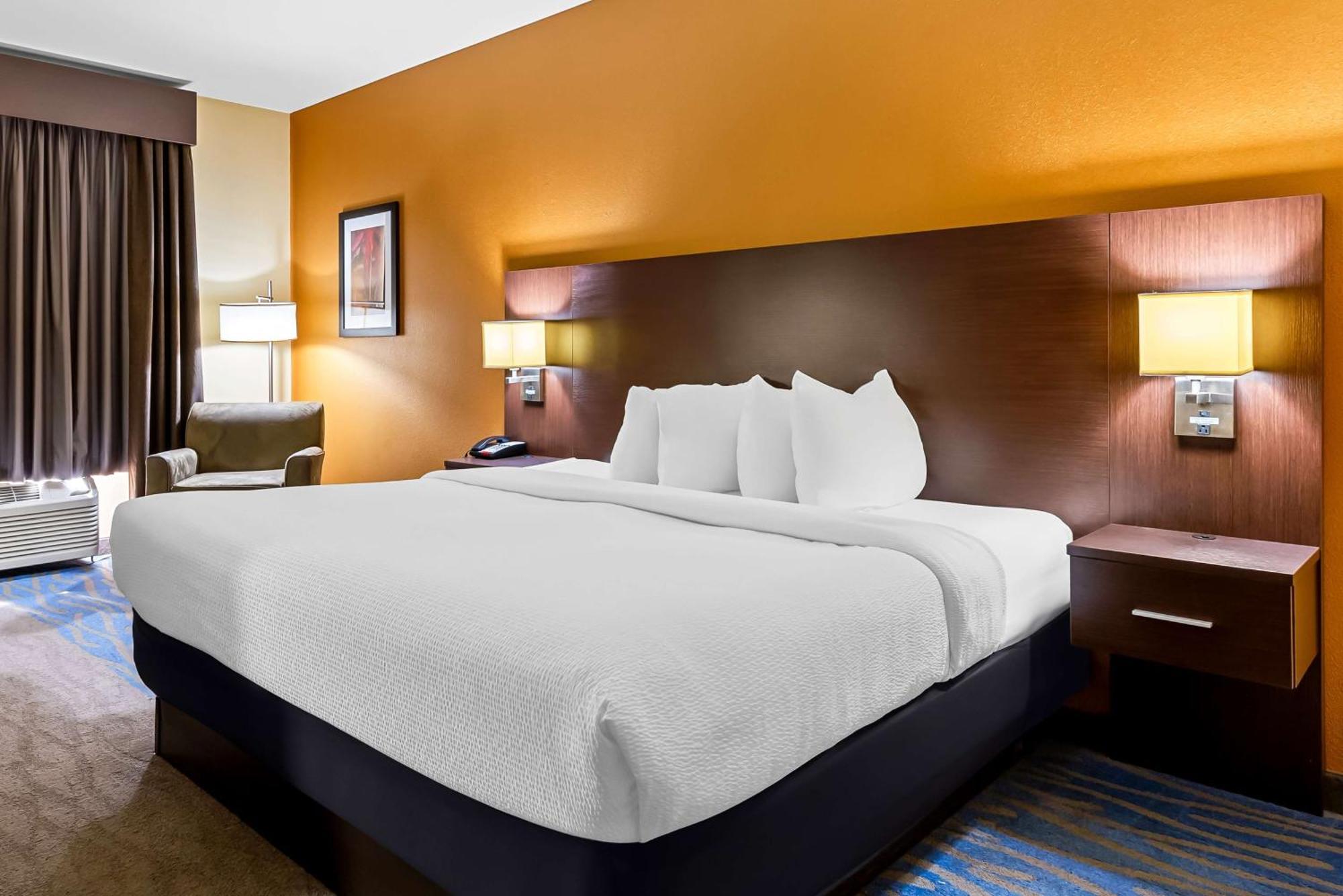 Best Western St. Louis Airport North Hotel & Suites Hazelwood Extérieur photo