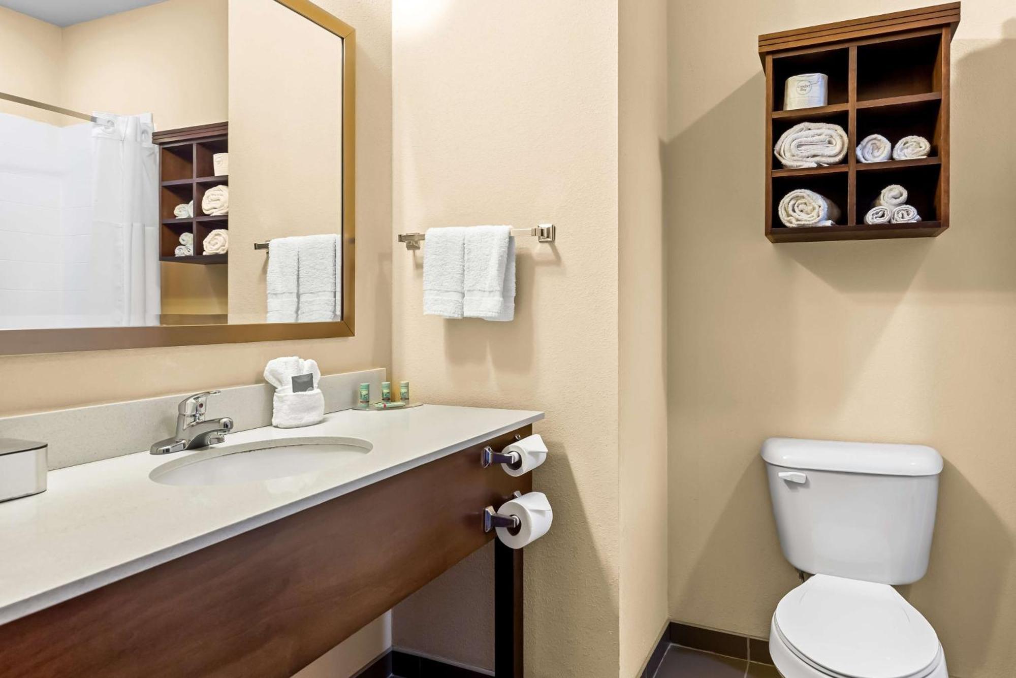 Best Western St. Louis Airport North Hotel & Suites Hazelwood Extérieur photo