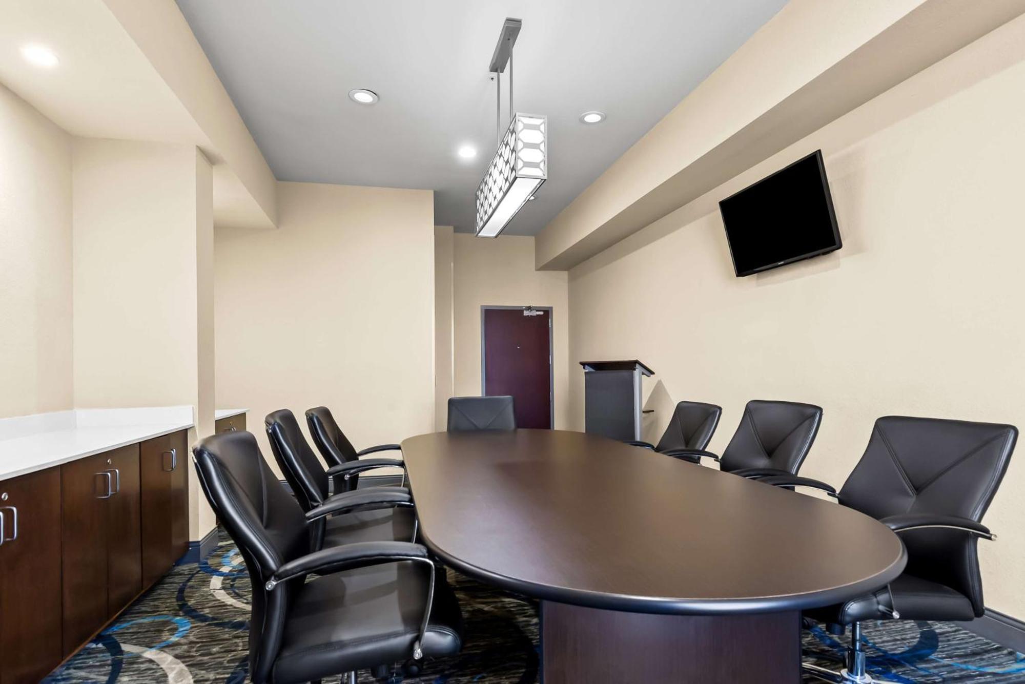Best Western St. Louis Airport North Hotel & Suites Hazelwood Extérieur photo