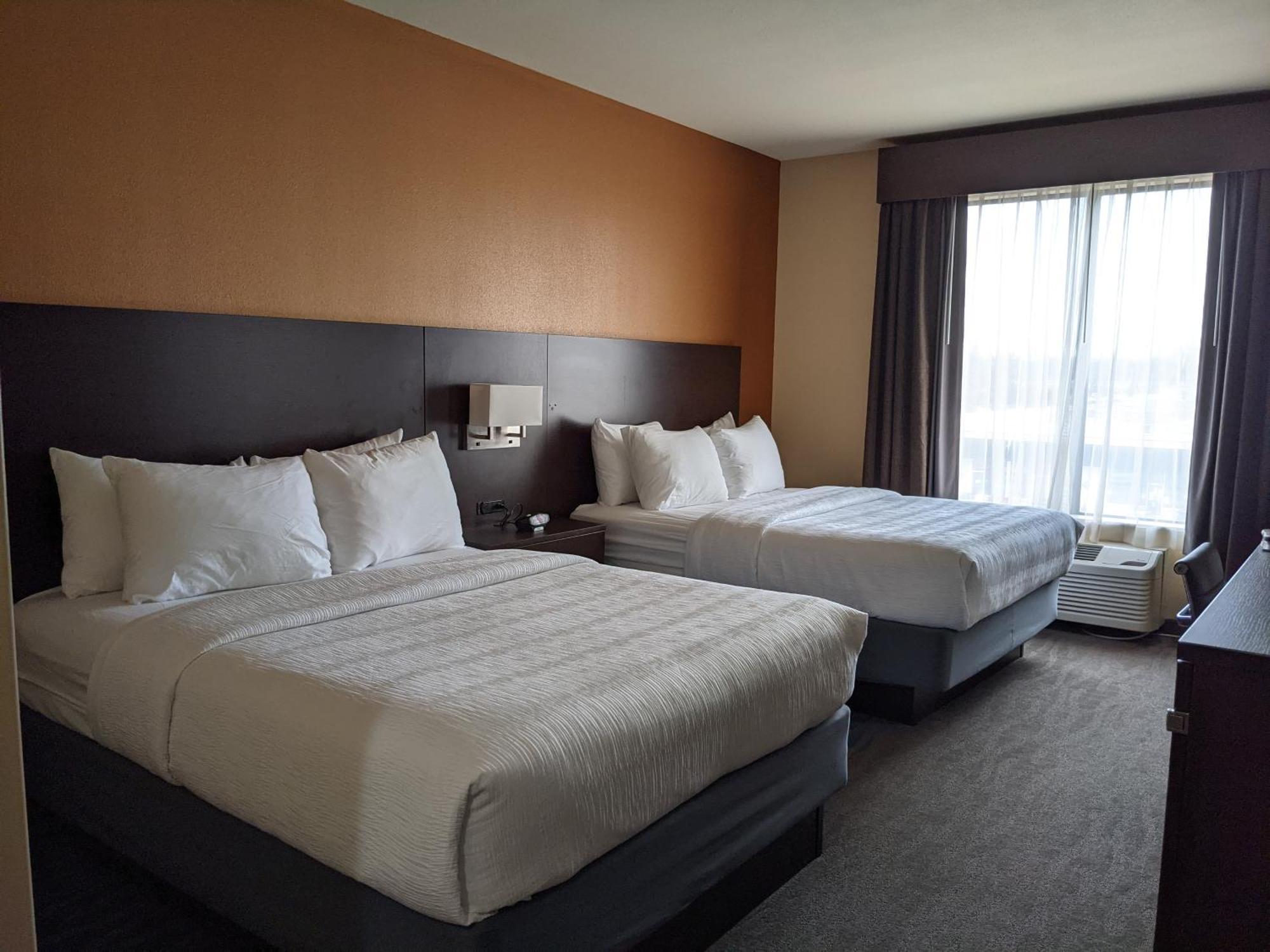 Best Western St. Louis Airport North Hotel & Suites Hazelwood Extérieur photo